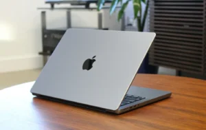 Apple MacBooks Comparison with other Models: Which one is the best?